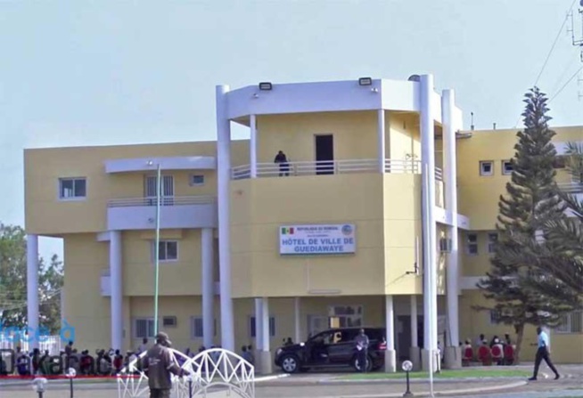 Soupçons de scandale à Guédiawaye : 79 millions FCfa «virés par erreur», le maire Ahmed Aïdara au cœur d’une grave polémique Soupçons de scandale à Guédiawaye : 79 millions FCfa «virés par erreur», le maire Ahmed Aïdara au cœur d’une grave polémique