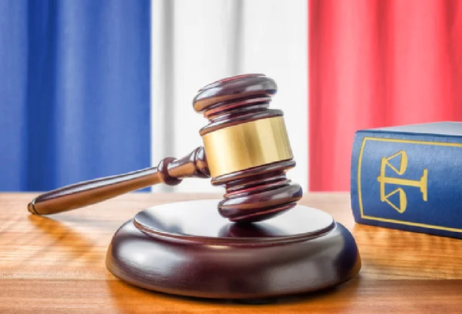 Sauvé d’une situation alarmante : Un enfant de 9 ans a vécu tout seul pendant deux ans, sa mère condamnée Sauvé d’une situation alarmante : Un enfant de 9 ans a vécu tout seul pendant deux ans, sa mère condamnée