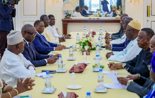 Réception du Collectif des recalés du Palais: Le SEN de l’APR soutient la posture du Chef de l’Etat Réception du Collectif des recalés du Palais: Le SEN de l’APR soutient la posture du Chef de l’Etat