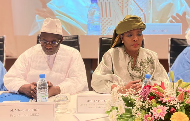 En images de la 21éme éditions de la conférence religieuse annuelle du collectif des femmes chefs d’entreprises du MEDS. En images de la 21éme éditions de la conférence religieuse annuelle du collectif des femmes chefs d’entreprises du MEDS.