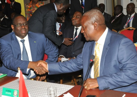Macky Sall élu président de la Cedeao : "Je vais m'inscrire dans la concertation" Macky Sall élu président de la Cedeao : "Je vais m'inscrire dans la concertation"