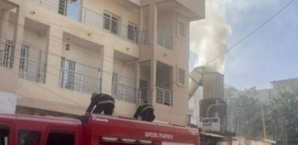 Derklé: Une dibiterie prend feu Derklé: Une dibiterie prend feu