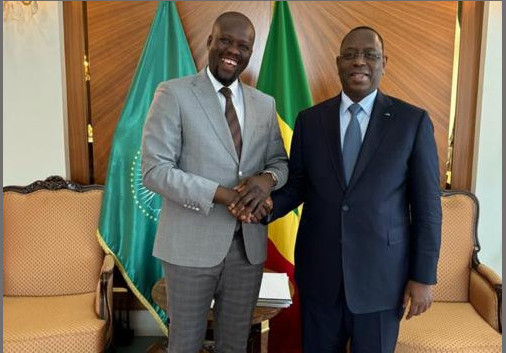 « Haro à cette opposition aux abois, vivement le report ! », Par Mouhamadou Lamine Massaly « Haro à cette opposition aux abois, vivement le report ! », Par Mouhamadou Lamine Massaly