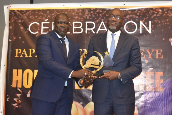 En images 15 ans du quotidien Rewmi,le DG Pape Mademba Bitéye de la SENELEC élu Homme de l’Année 2023. En images 15 ans du quotidien Rewmi,le DG Pape Mademba Bitéye de la SENELEC élu Homme de l’Année 2023.