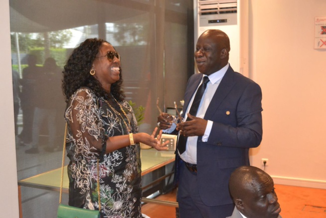 En images 15 ans du quotidien Rewmi,le DG Pape Mademba Bitéye de la SENELEC élu Homme de l’Année 2023. En images 15 ans du quotidien Rewmi,le DG Pape Mademba Bitéye de la SENELEC élu Homme de l’Année 2023.