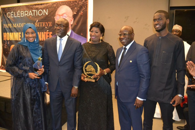 En images 15 ans du quotidien Rewmi,le DG Pape Mademba Bitéye de la SENELEC élu Homme de l’Année 2023. En images 15 ans du quotidien Rewmi,le DG Pape Mademba Bitéye de la SENELEC élu Homme de l’Année 2023.