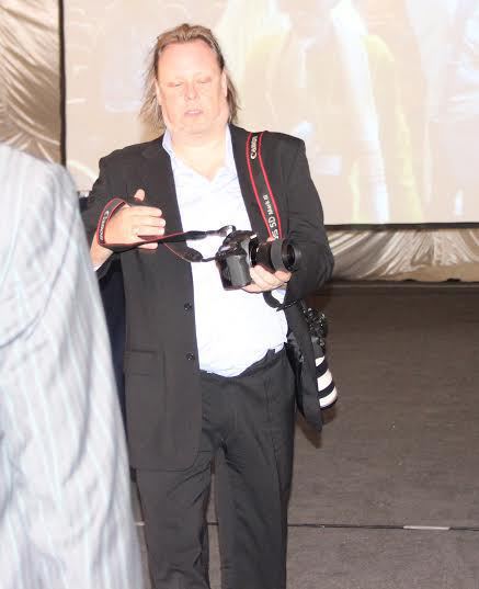 Scandale : La Présidence engage les services d'un photographe étranger, les locaux dans tous leurs états Scandale : La Présidence engage les services d'un photographe étranger, les locaux dans tous leurs états