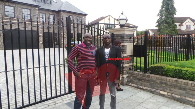 Premiére étape de sa tournée Européenne, Pape Diouf marque à jamais ses empreintes à Birmingan en Angleterre. Regardez Premiére étape de sa tournée Européenne, Pape Diouf marque à jamais ses empreintes à Birmingan en Angleterre. Regardez