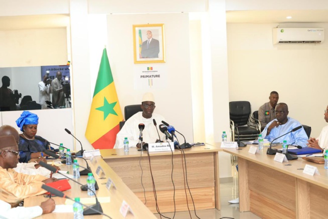 LE PM AMADOU BA EN CONCERTATIONS AVEC LES CENTRALES SYNDICALES DES TRAVAILLEURS LE PM AMADOU BA EN CONCERTATIONS AVEC LES CENTRALES SYNDICALES DES TRAVAILLEURS