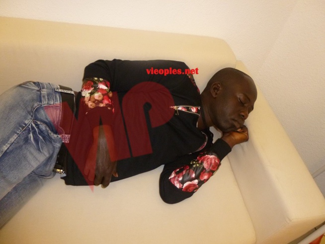 Bakane Seck dans le bras de Morphée! Bakane Seck dans le bras de Morphée!