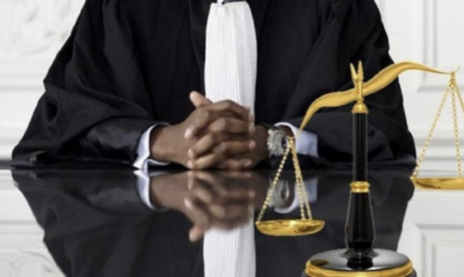 Un litige foncier à l’origine : Après 30 ans de mariage, deux époux se déchirent à la barre