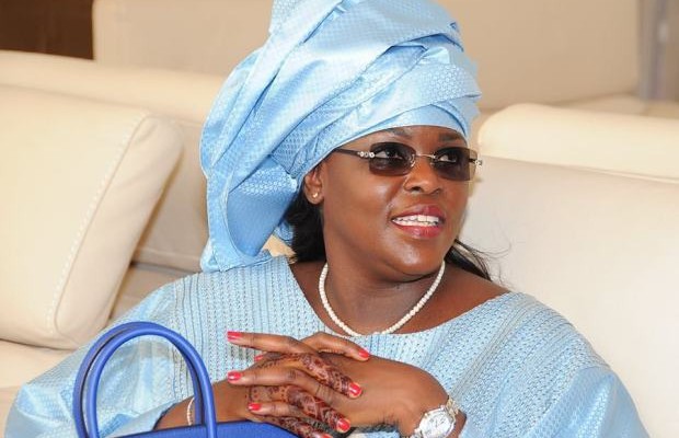 Marième Faye “gâte” les homonymes du Président Macky Marième Faye “gâte” les homonymes du Président Macky