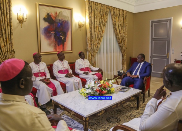 Le Président Macky Sall a reçu en audience les Evêques du Sénégal Le Président Macky Sall a reçu en audience les Evêques du Sénégal