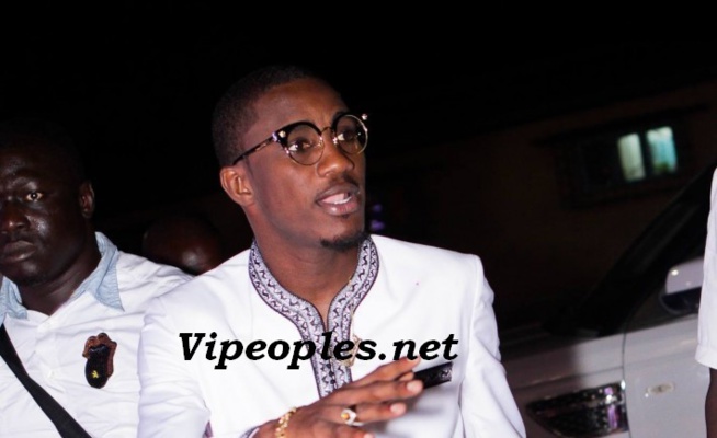 Prestation en Gambie malgré l'incarcération de son papa : Waly Seck un vrai pro Prestation en Gambie malgré l'incarcération de son papa : Waly Seck un vrai pro