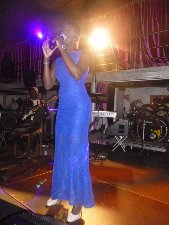 Première partie grand bégué: Myrma séduit le publique Milanais Première partie grand bégué: Myrma séduit le publique Milanais