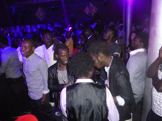 GRAND BEGUE D'ITALIE: Pape Diouf casse la baraque à Rome. GRAND BEGUE D'ITALIE: Pape Diouf casse la baraque à Rome.