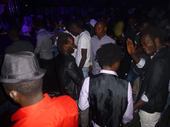 GRAND BEGUE D'ITALIE: Pape Diouf casse la baraque à Rome. GRAND BEGUE D'ITALIE: Pape Diouf casse la baraque à Rome.