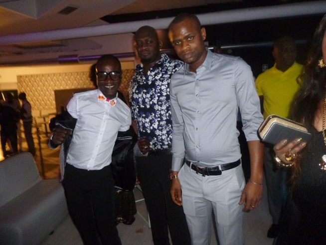 Pape Diouf "Le seigneur" de la musique Sénégalaise à Torino. Revivez les images de son bégué. Pape Diouf "Le seigneur" de la musique Sénégalaise à Torino. Revivez les images de son bégué.