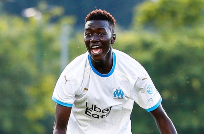 Football-Ligue 1 : A l’OM, Gasset annonce le retour dans le groupe, de Pape Guèye Football-Ligue 1 : A l’OM, Gasset annonce le retour dans le groupe, de Pape Guèye