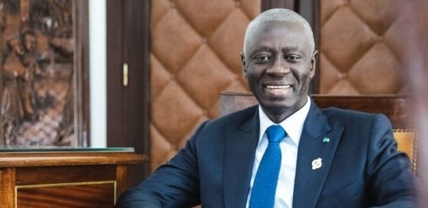 « Président intérimaire » : Macky Sall va-t-il confier le pouvoir à Amadou Mame Diop ? « Président intérimaire » : Macky Sall va-t-il confier le pouvoir à Amadou Mame Diop ?