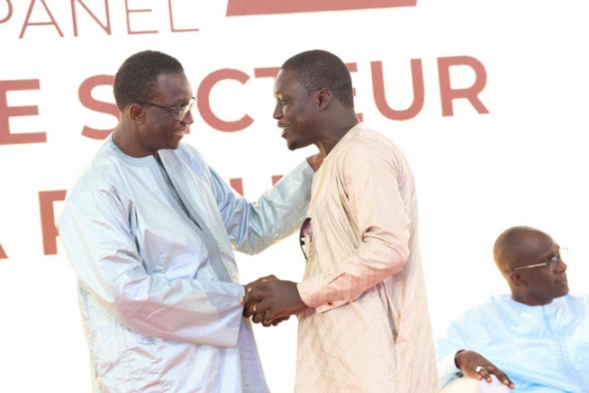 YOFF : Le Premier Ministre Amadou BA annonce de belles perspectives pour les acteurs de la pêche YOFF : Le Premier Ministre Amadou BA annonce de belles perspectives pour les acteurs de la pêche