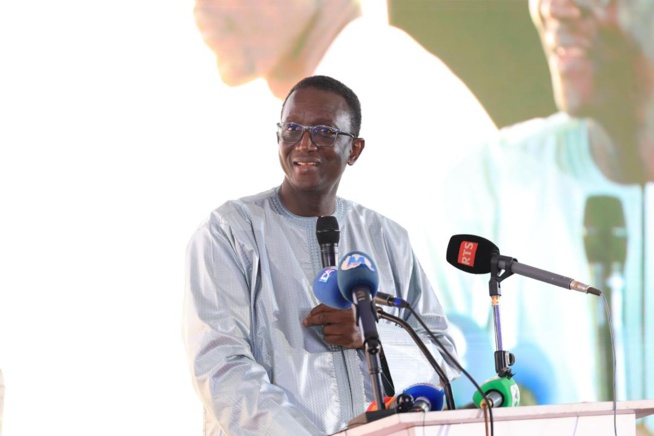 YOFF : Le Premier Ministre Amadou BA annonce de belles perspectives pour les acteurs de la pêche YOFF : Le Premier Ministre Amadou BA annonce de belles perspectives pour les acteurs de la pêche