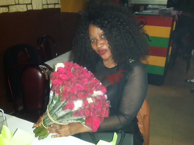 L’épicurienne de Paris Alou Samb gâtée par son élu de cœur! L’épicurienne de Paris Alou Samb gâtée par son élu de cœur!