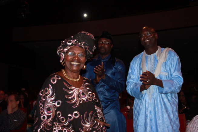Le danseur Pape Moussa rend hommage son père Bouly Sonko Le danseur Pape Moussa rend hommage son père Bouly Sonko