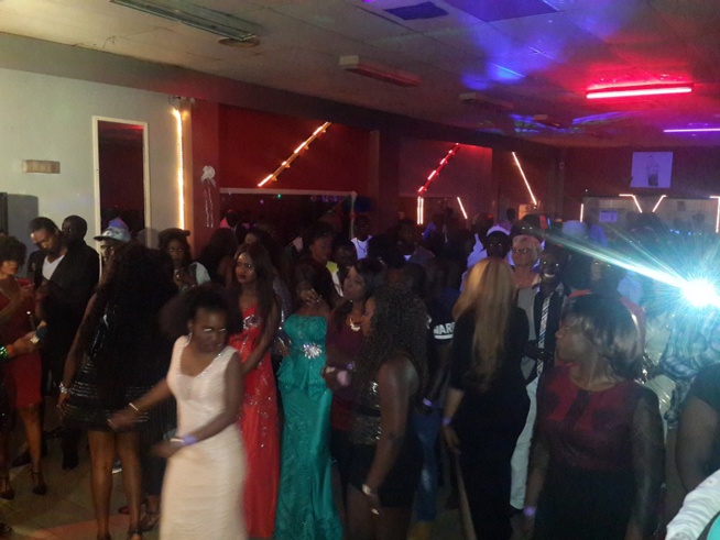 15 Photos:Titi la lionne de la musique Sénégalaise a rugit a Antwerp en Belgique ce 06 juin avant d'attérir à Montpellier et l'Italie. 15 Photos:Titi la lionne de la musique Sénégalaise a rugit a Antwerp en Belgique ce 06 juin avant d'attérir à Montpellier et l'Italie.