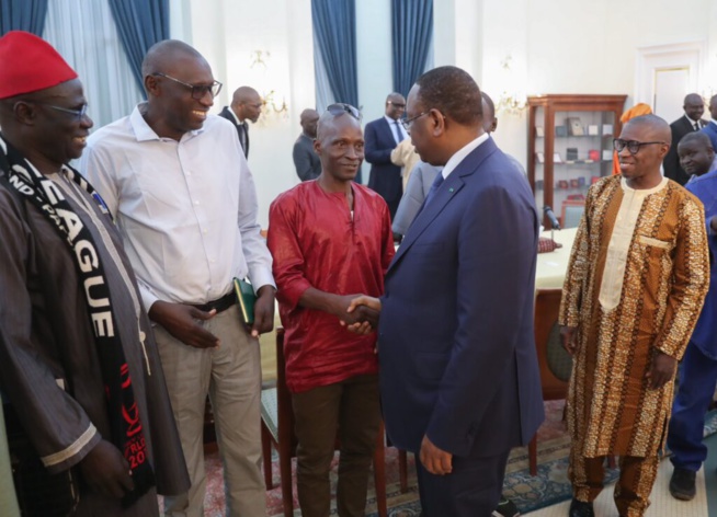 Palais : Macky Sall a reçu des ex-combattants du MFDC Palais : Macky Sall a reçu des ex-combattants du MFDC
