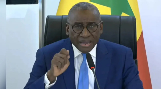 Présidentielle : Sidiki Kaba promet d’assurer la sécurité de tous les candidats lors de la campagne électorale Présidentielle : Sidiki Kaba promet d’assurer la sécurité de tous les candidats lors de la campagne électorale