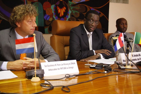 Les Pays-Bas débloquent 10 milliards pour le développement du Port de Ziguinchor Les Pays-Bas débloquent 10 milliards pour le développement du Port de Ziguinchor