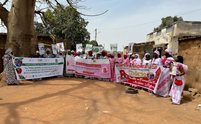 LES FEMMES DE TAMBACOUNDA MARCHENT POUR L’UNITE ET LA TRANSFORMATION DE LEURS DEFIS EN OPPORTUNITÉS LES FEMMES DE TAMBACOUNDA MARCHENT POUR L’UNITE ET LA TRANSFORMATION DE LEURS DEFIS EN OPPORTUNITÉS