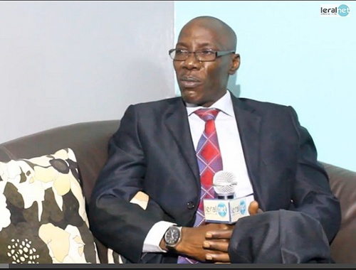 Le député Oumar Sarr de "Rewmi" vers le Macky ? Le député Oumar Sarr de "Rewmi" vers le Macky ?