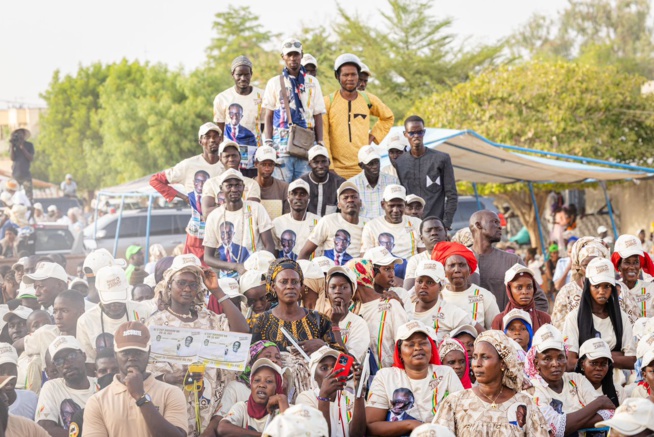 Amadou Ba affirme face une foule en liesse «Kaolack redeviendra le grenier du Sénégal» Amadou Ba affirme face une foule en liesse «Kaolack redeviendra le grenier du Sénégal»