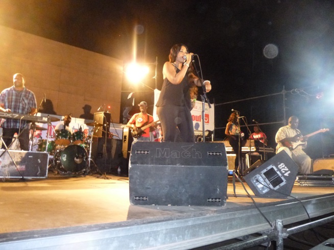 First day in Gambie: Pape Diouf et sa génération consciente remplissent le stadium de Birkama avec 2785 entées.Regardez First day in Gambie: Pape Diouf et sa génération consciente remplissent le stadium de Birkama avec 2785 entées.Regardez