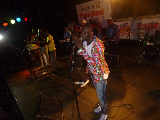 First day in Gambie: Pape Diouf et sa génération consciente remplissent le stadium de Birkama avec 2785 entées.Regardez First day in Gambie: Pape Diouf et sa génération consciente remplissent le stadium de Birkama avec 2785 entées.Regardez