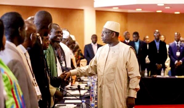 Macky Sall souhaite un vote dans le calme et la sérénité