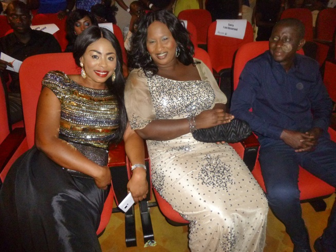 2nd day in Gambia: Pape Diouf et la génération consciente inonde le Pench Mi Hall à guichet fermé 2nd day in Gambia: Pape Diouf et la génération consciente inonde le Pench Mi Hall à guichet fermé