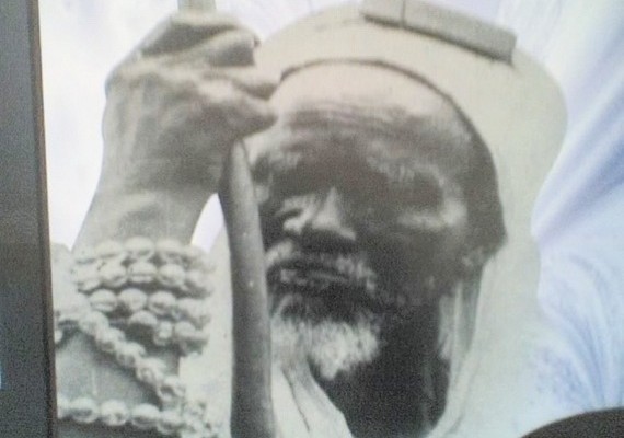 Vidéo- Incroyable histoire sur Cheikh ‘Omar Foutiyou Tall