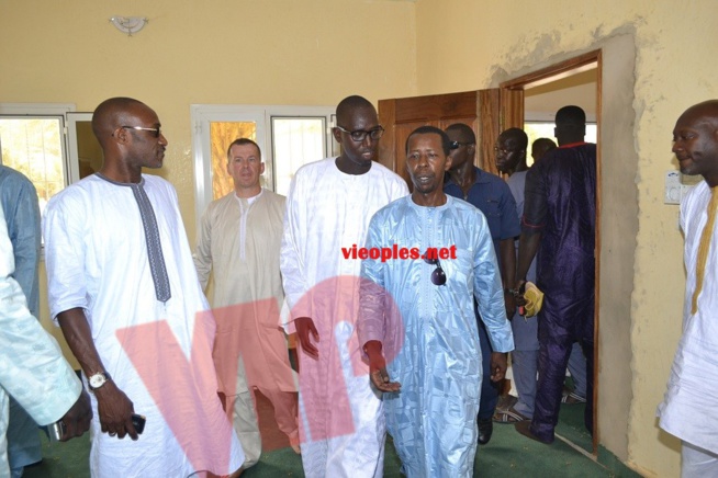 L'homme d'affaires Cheikh Amar un fervent talibé en visite de courtoisie chez Serigne Cheikh le fils de son guide Serigne Saliou à Boustane. L'homme d'affaires Cheikh Amar un fervent talibé en visite de courtoisie chez Serigne Cheikh le fils de son guide Serigne Saliou à Boustane.