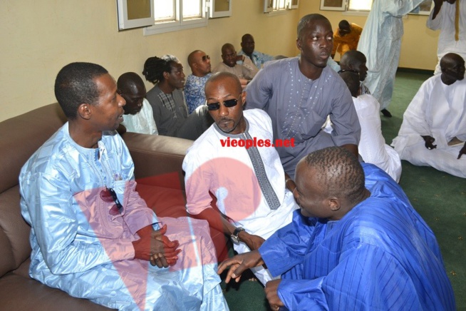 L'homme d'affaires Cheikh Amar un fervent talibé en visite de courtoisie chez Serigne Cheikh le fils de son guide Serigne Saliou à Boustane. L'homme d'affaires Cheikh Amar un fervent talibé en visite de courtoisie chez Serigne Cheikh le fils de son guide Serigne Saliou à Boustane.