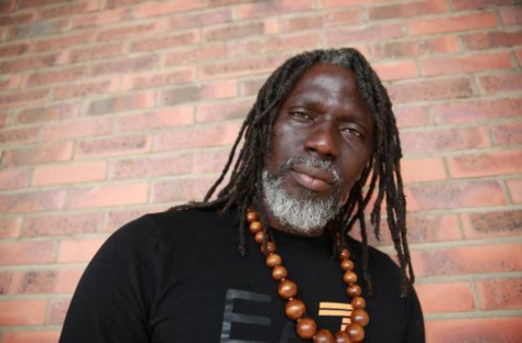 Le chanteur ivoirien Tiken Jah Fakoly refoulé à son entrée à Kinshasa Le chanteur ivoirien Tiken Jah Fakoly refoulé à son entrée à Kinshasa