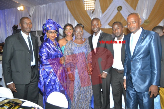 Quand Pape Diouf enflamme la soirée des cauris d'or au King Fhad Place ce 06 Juin. Quand Pape Diouf enflamme la soirée des cauris d'or au King Fhad Place ce 06 Juin.