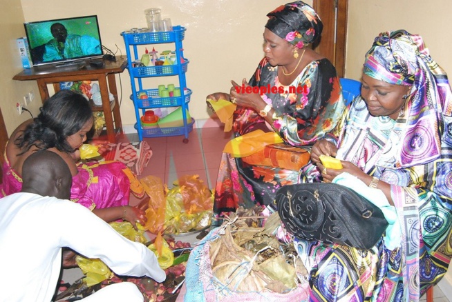 Exclusivité: Le patron de dakaractu Serigne Diagne se tape une "Niarél" Revivez les images du mariages.
