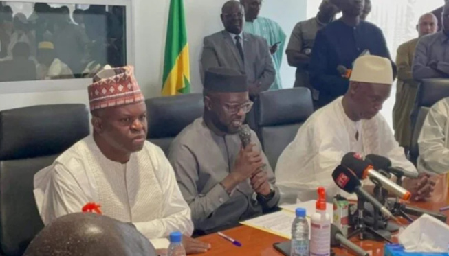 Transports aérien: El Malick Ndiaye trace son plan de vol Transports aérien: El Malick Ndiaye trace son plan de vol