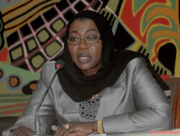 Déclaration de patrimoine : Nafy Ngom Keita refile la patate chaude à Macky Sall Déclaration de patrimoine : Nafy Ngom Keita refile la patate chaude à Macky Sall