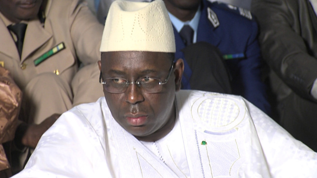Mosquée des Soninkés: Macky Sall perturbe la prière du vendredi Mosquée des Soninkés: Macky Sall perturbe la prière du vendredi
