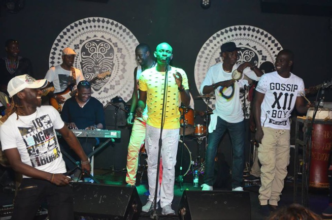 Les images de la derniére soirée de Pape Diouf avant le ramandan au Baramundi.
