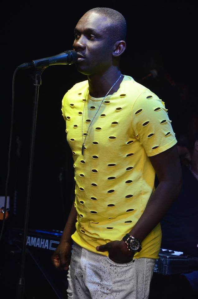 Les images de la derniére soirée de Pape Diouf avant le ramandan au Baramundi.